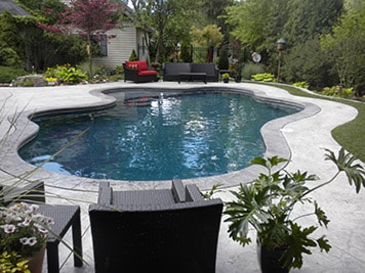 Findlay Swimming Pool