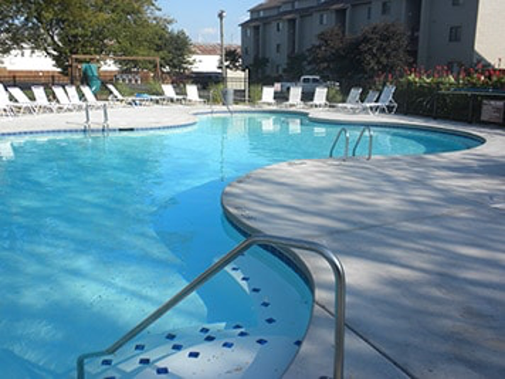 Port Clinton Swimming Pool